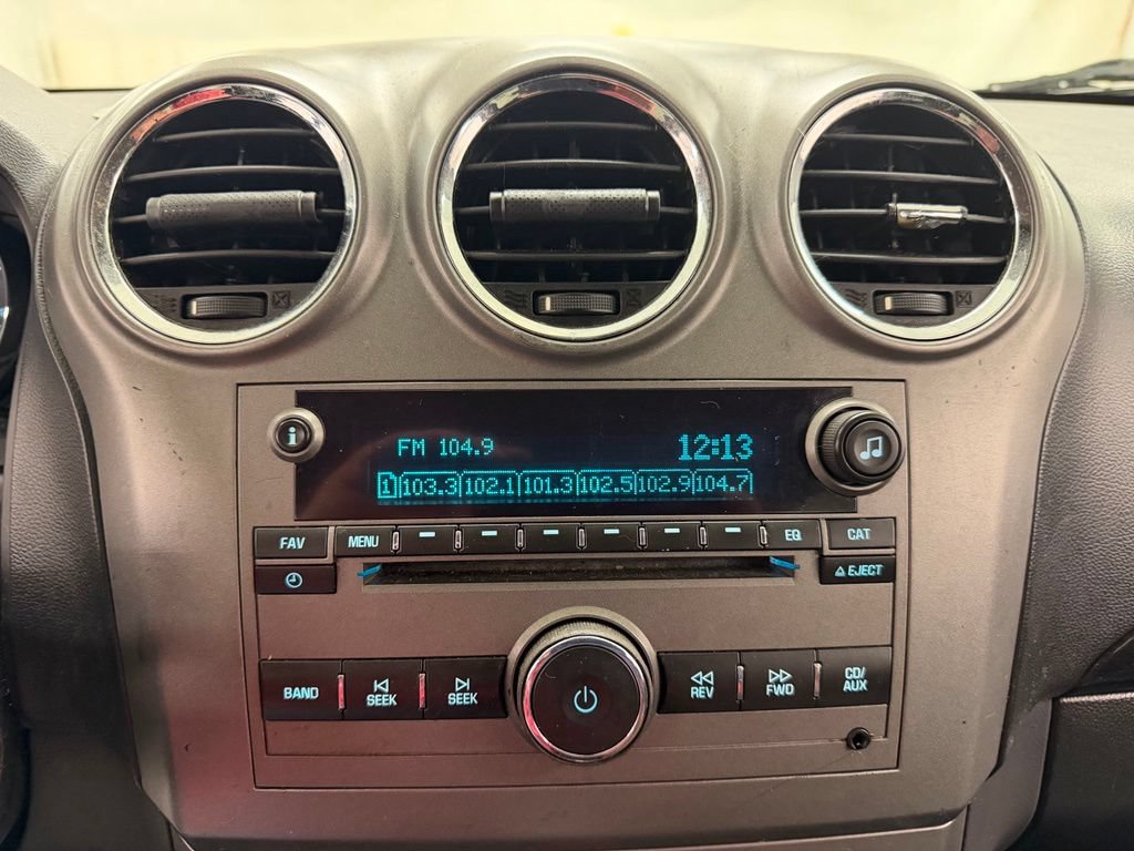 Used 2014 Chevrolet Captiva Sport LT FWD image 25