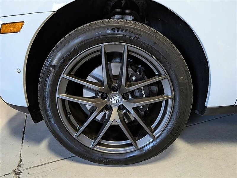 Used 2023 Porsche Macan Turbo AWD/4WD image 15