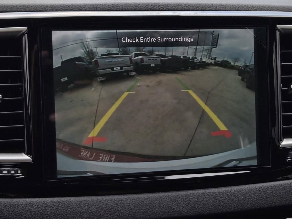 New 2026 Chrysler Voyager LX FWD image 18