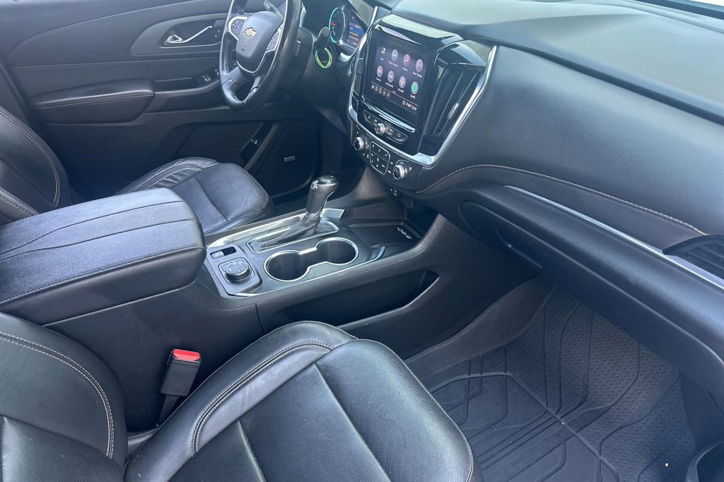Used 2020 Chevrolet Traverse Premier w/ Redline Edition AWD/4WD image 15