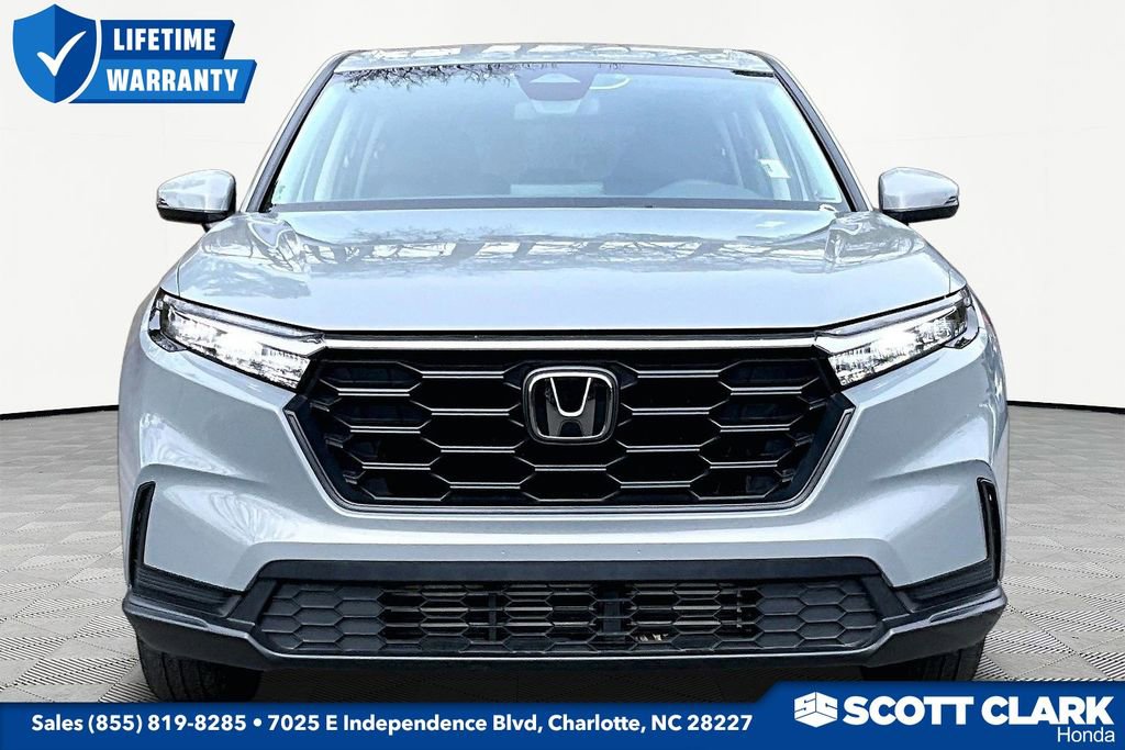 Used 2025 Honda CR-V LX image 2