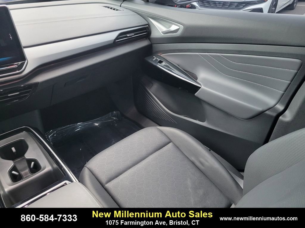 Used 2024 Volkswagen ID.4 Pro S AWD/4WD image 15