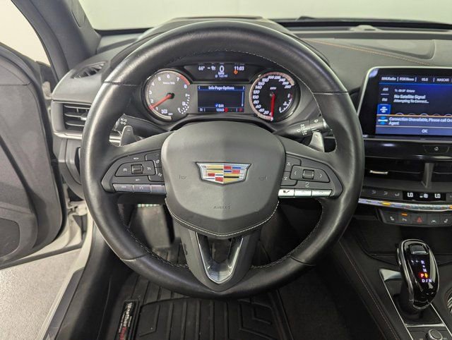 Used 2022 Cadillac CT4 V w/ LPO, ONYX Package image 16