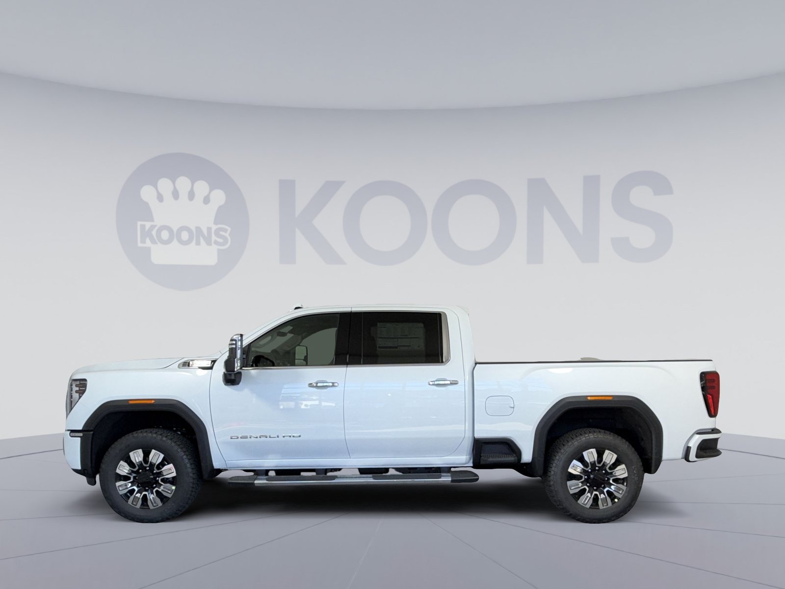New 2026 GMC Sierra 2500 Denali w/ Denali Reserve Package AWD/4WD image 2