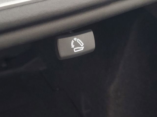 Used 2023 Chevrolet Malibu LT image 34