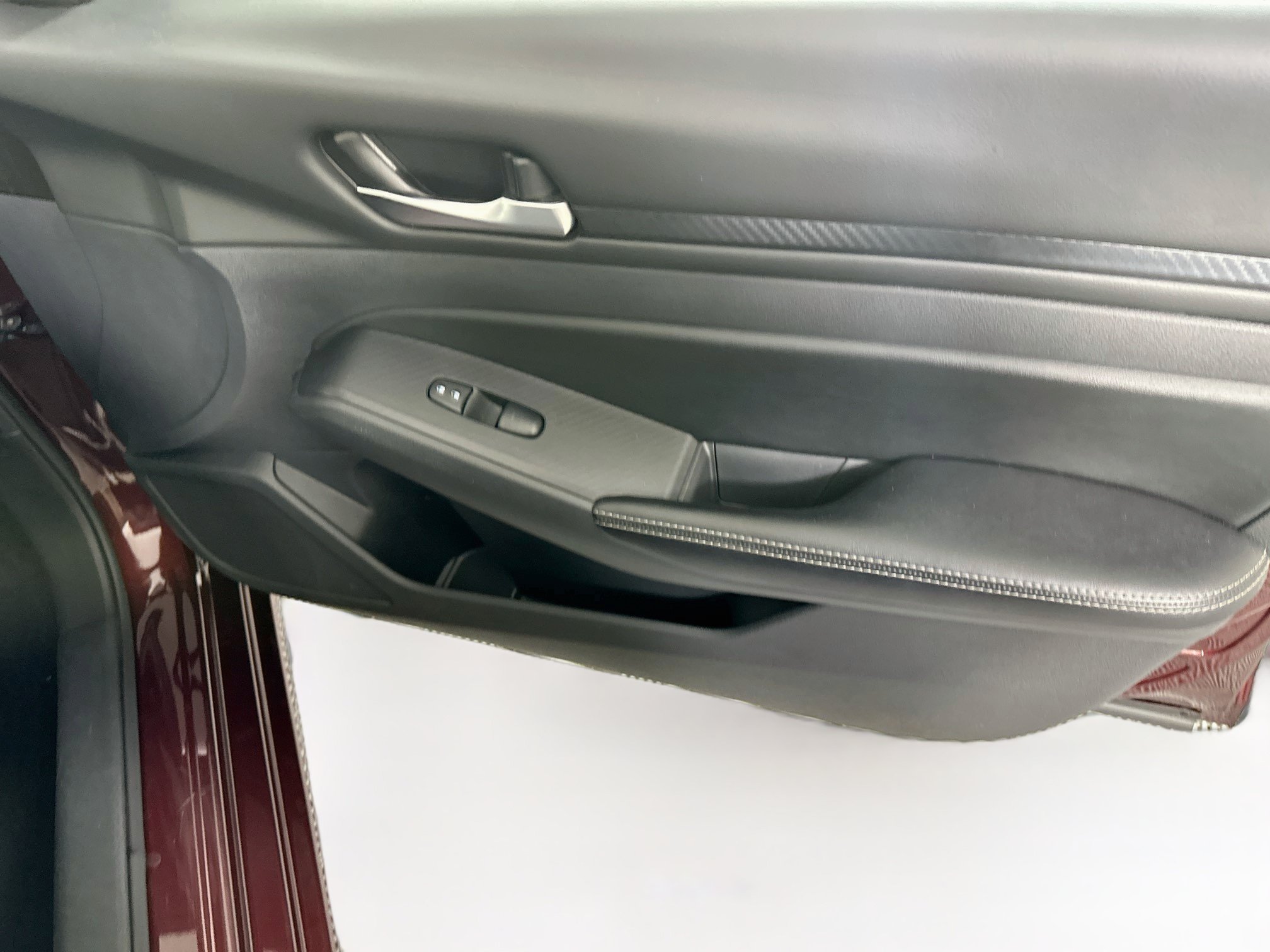 Used 2025 Nissan Altima 2.5 SV FWD image 29
