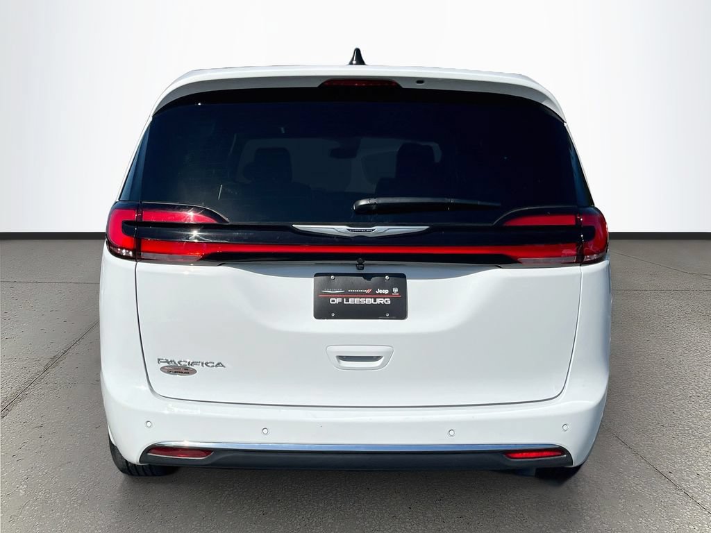 Certified 2026 Chrysler Pacifica Select FWD image 6