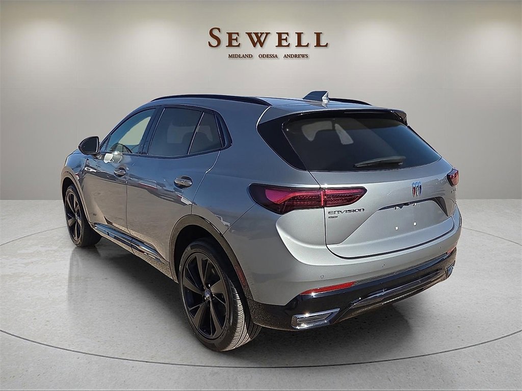 Used 2024 Buick Envision Sport Touring image 3