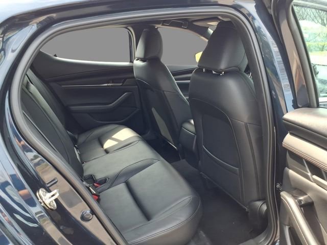 Used 2024 MAZDA MAZDA3 s image 11