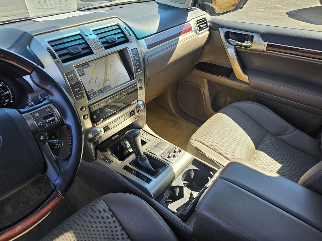 Used 2019 Lexus GX 460 Premium image 22