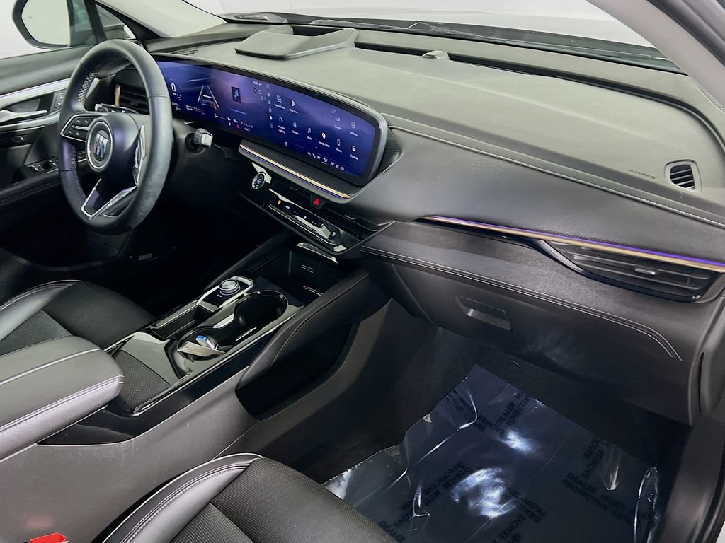 Used 2024 Buick Envision Avenir AWD/4WD image 25