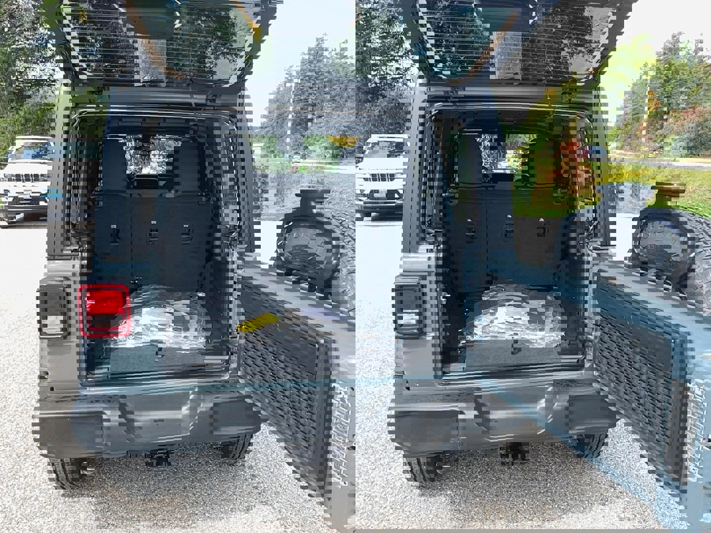 New 2025 Jeep Wrangler Unlimited Sport image 19