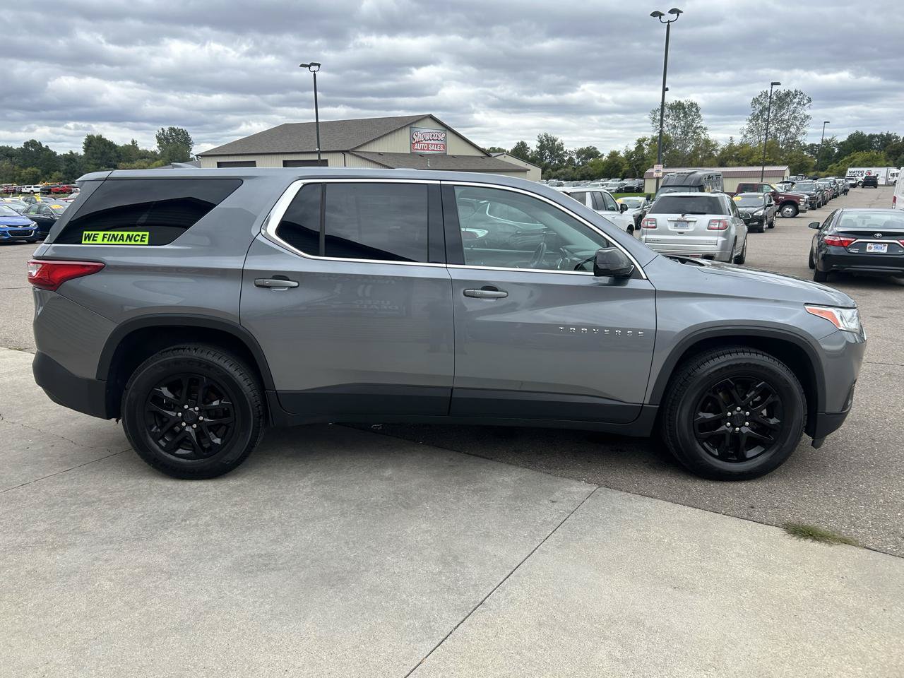 Used 2018 Chevrolet Traverse LS AWD/4WD image 4