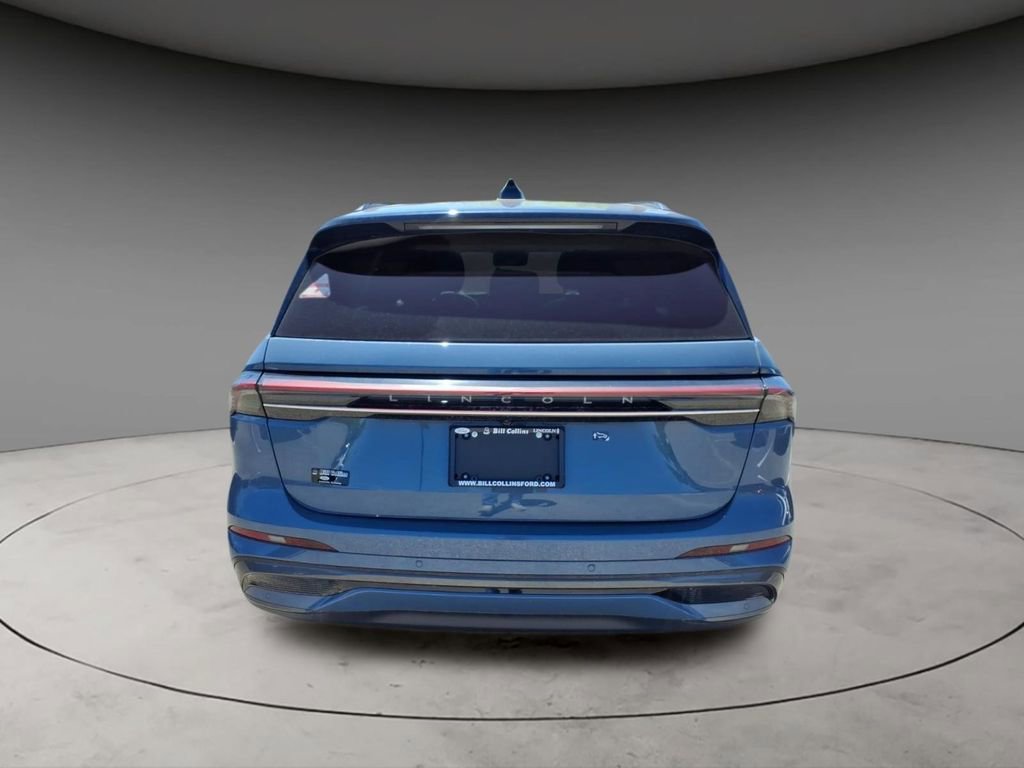 New 2026 Lincoln Nautilus Reserve w/ Jet Appearance Package image 8