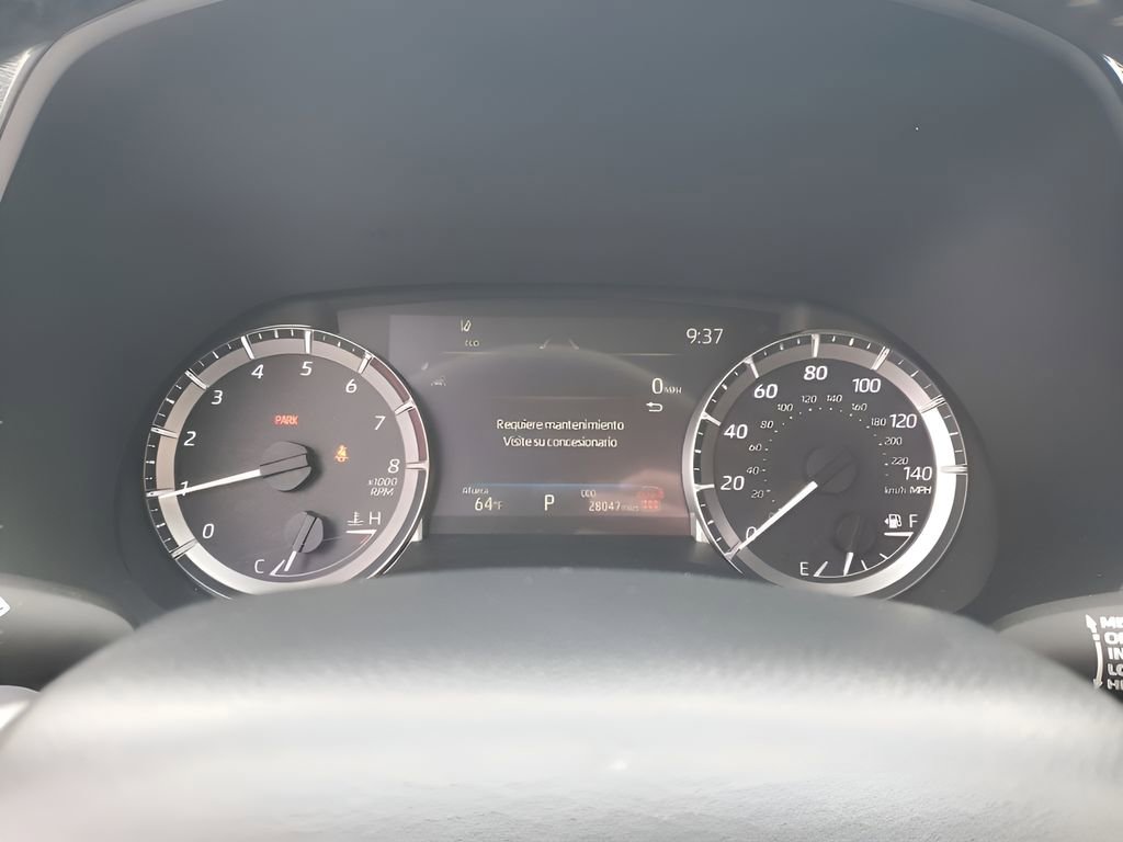 Used 2025 Toyota Highlander LE image 38