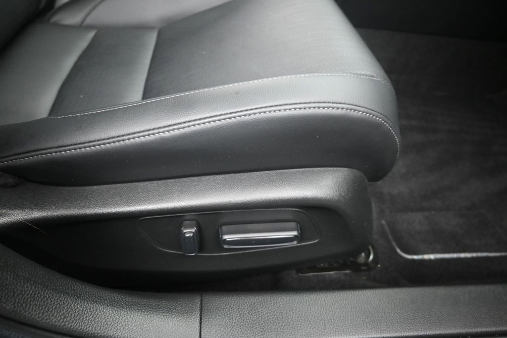 Used 2023 Honda Civic Touring image 10