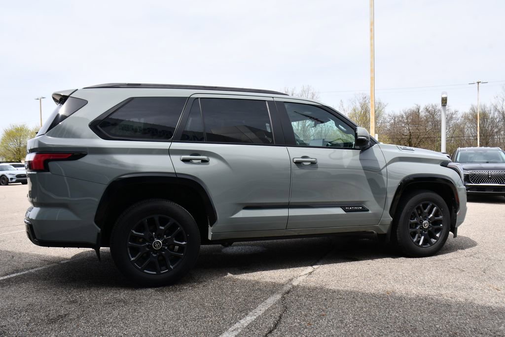 Used 2024 Toyota Sequoia Platinum AWD/4WD image 7