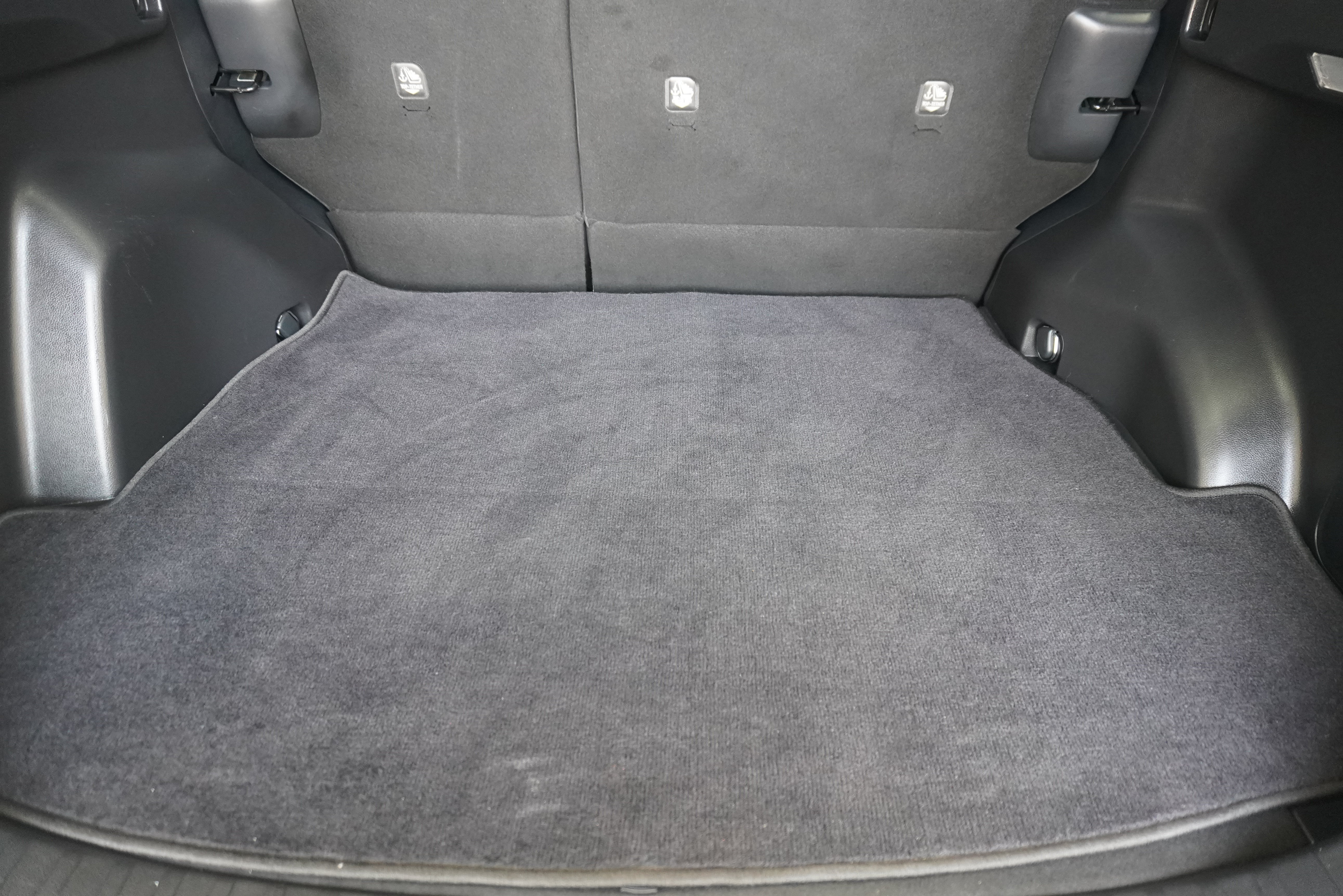 Used 2021 Toyota RAV4 LE FWD image 25