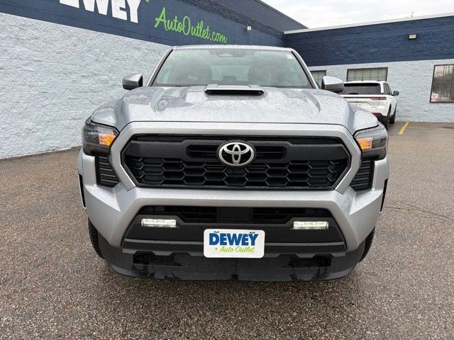 Used 2024 Toyota Tacoma TRD Sport RWD image 8