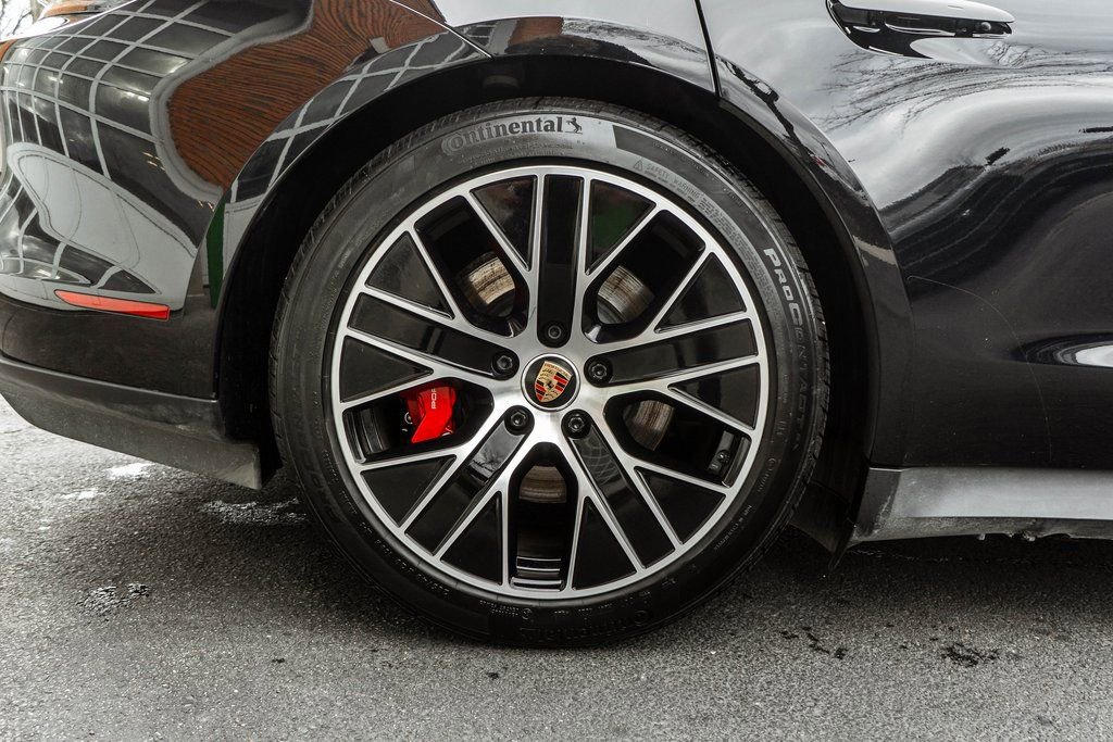 Used 2021 Porsche Taycan 4S image 35