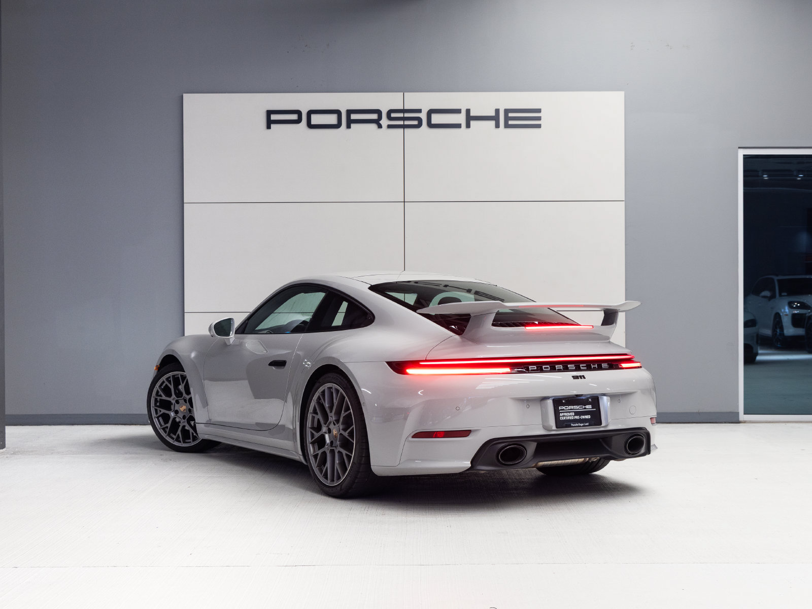 Certified 2025 Porsche 911 Carrera RWD image 3