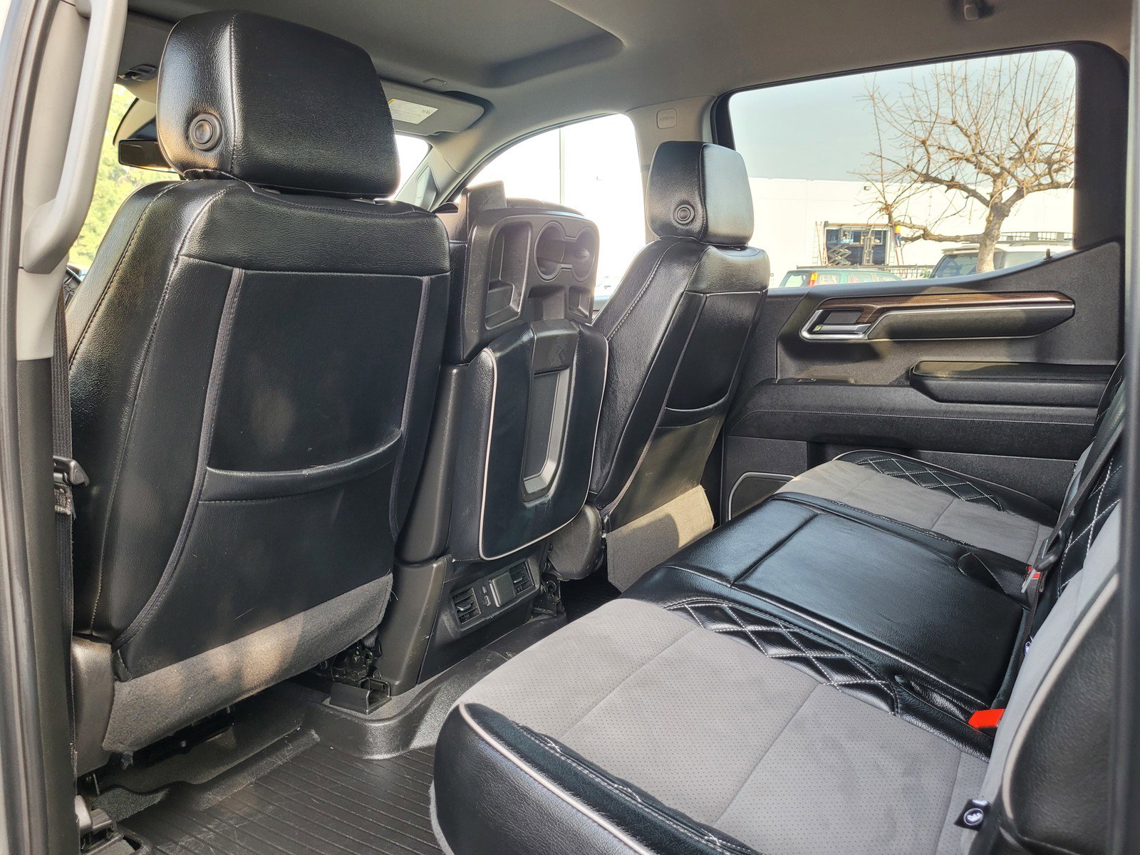 Used 2024 Chevrolet Silverado 1500 RST w/ Z71 Off-Road Package image 13