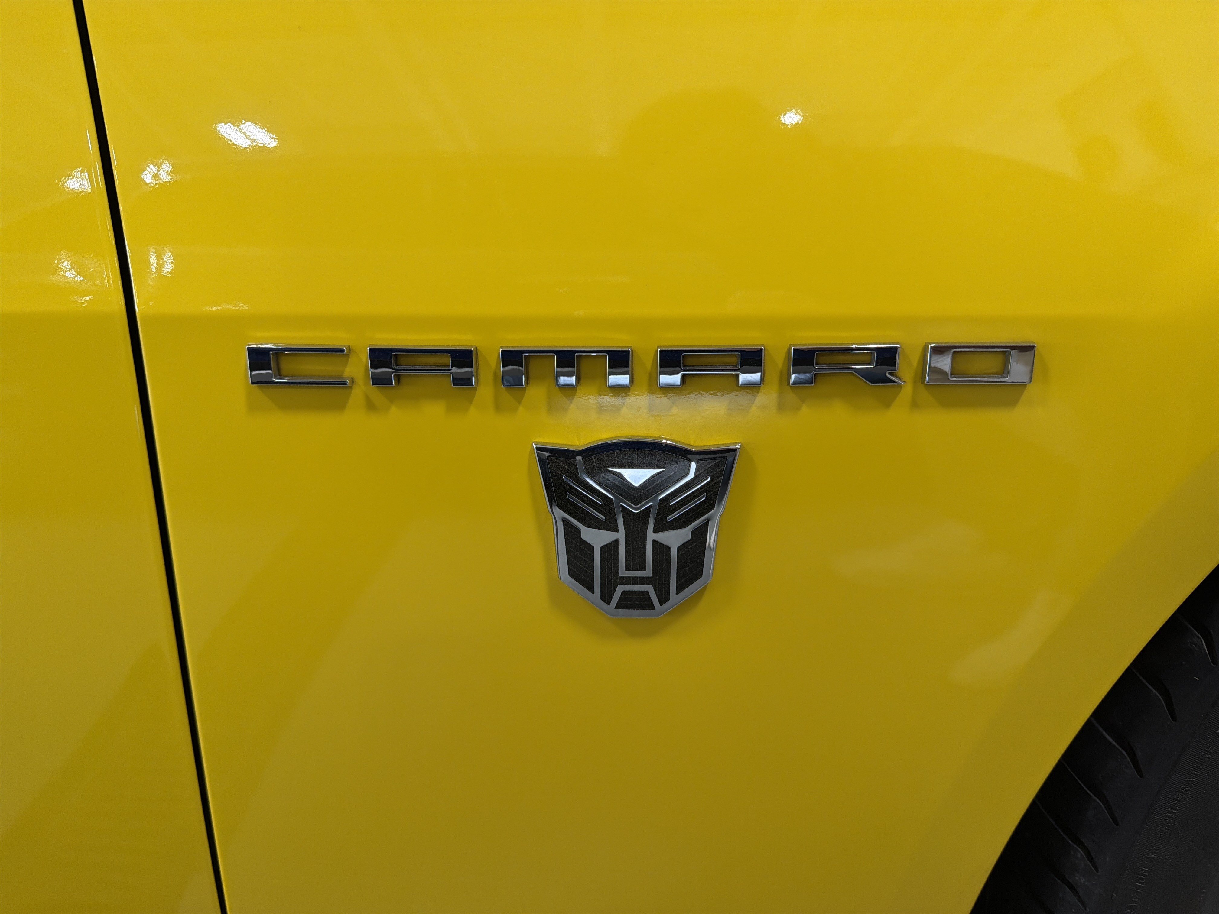 Used 2010 Chevrolet Camaro SS w/ RS Package RWD image 6