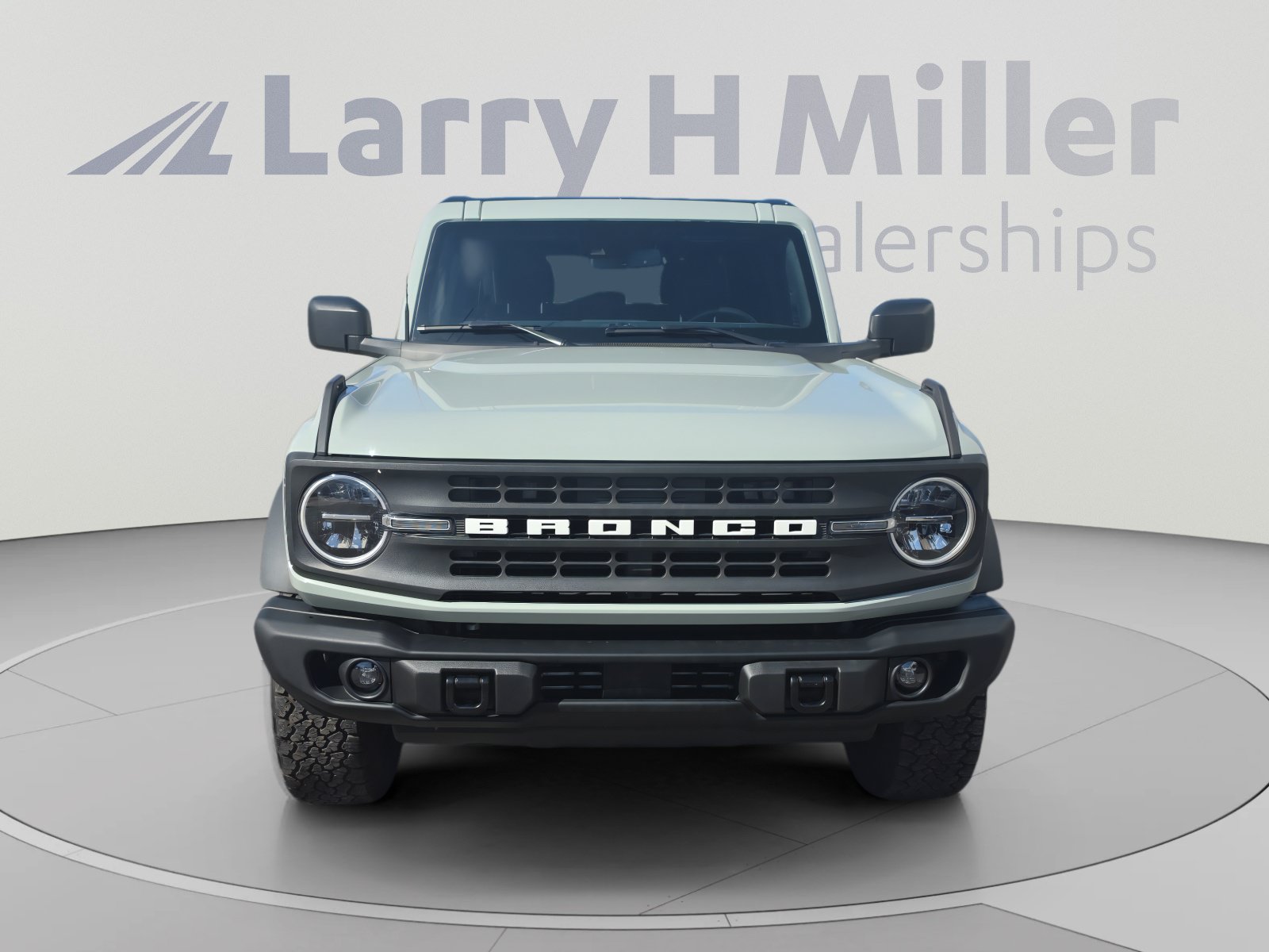 Used 2024 Ford Bronco Black Diamond AWD/4WD image 8