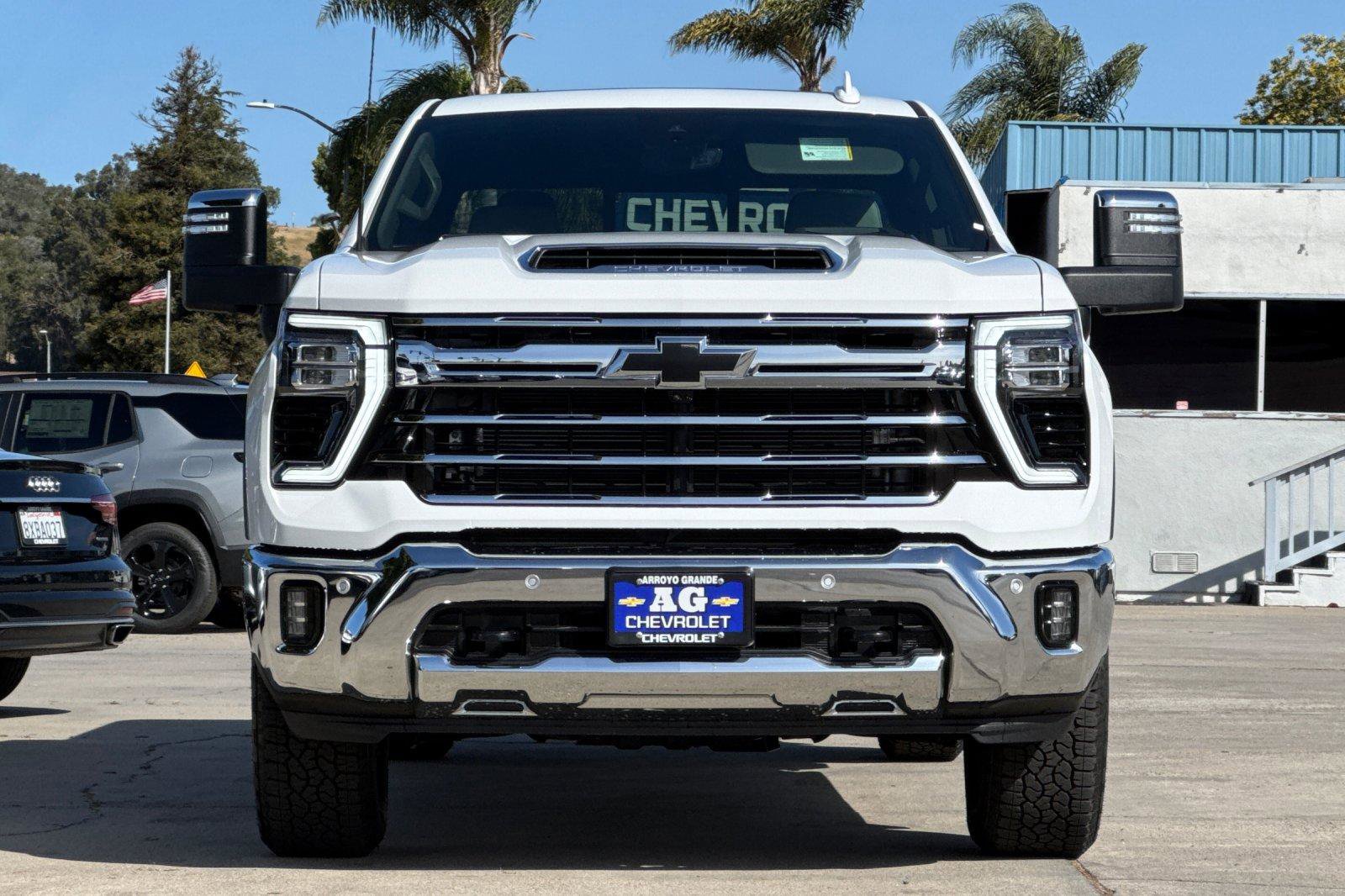 New 2026 Chevrolet Silverado 2500 LTZ w/ LTZ Premium Package AWD/4WD image 11
