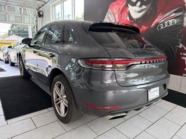 Used 2020 Porsche Macan AWD/4WD image 3