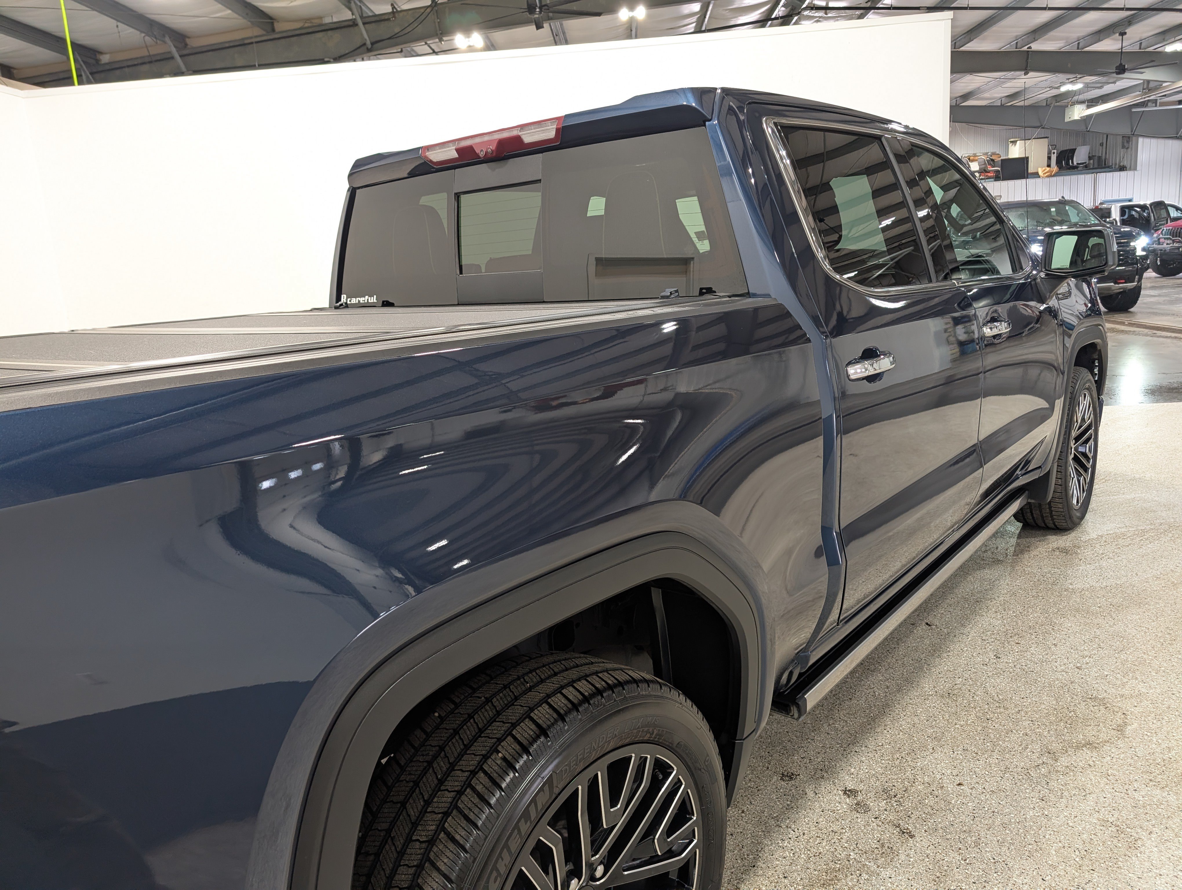 Used 2022 GMC Sierra 1500 Denali Ultimate AWD/4WD image 3