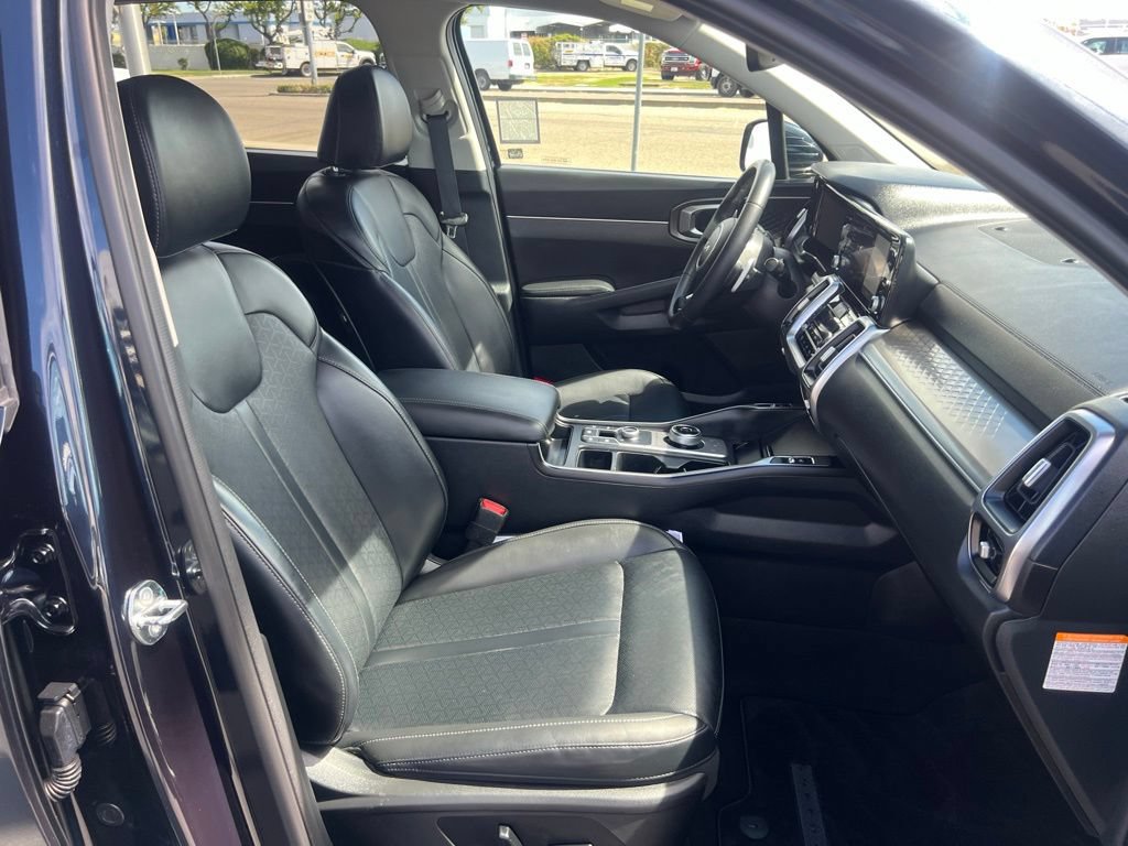 Used 2023 Kia Sorento EX AWD/4WD image 45