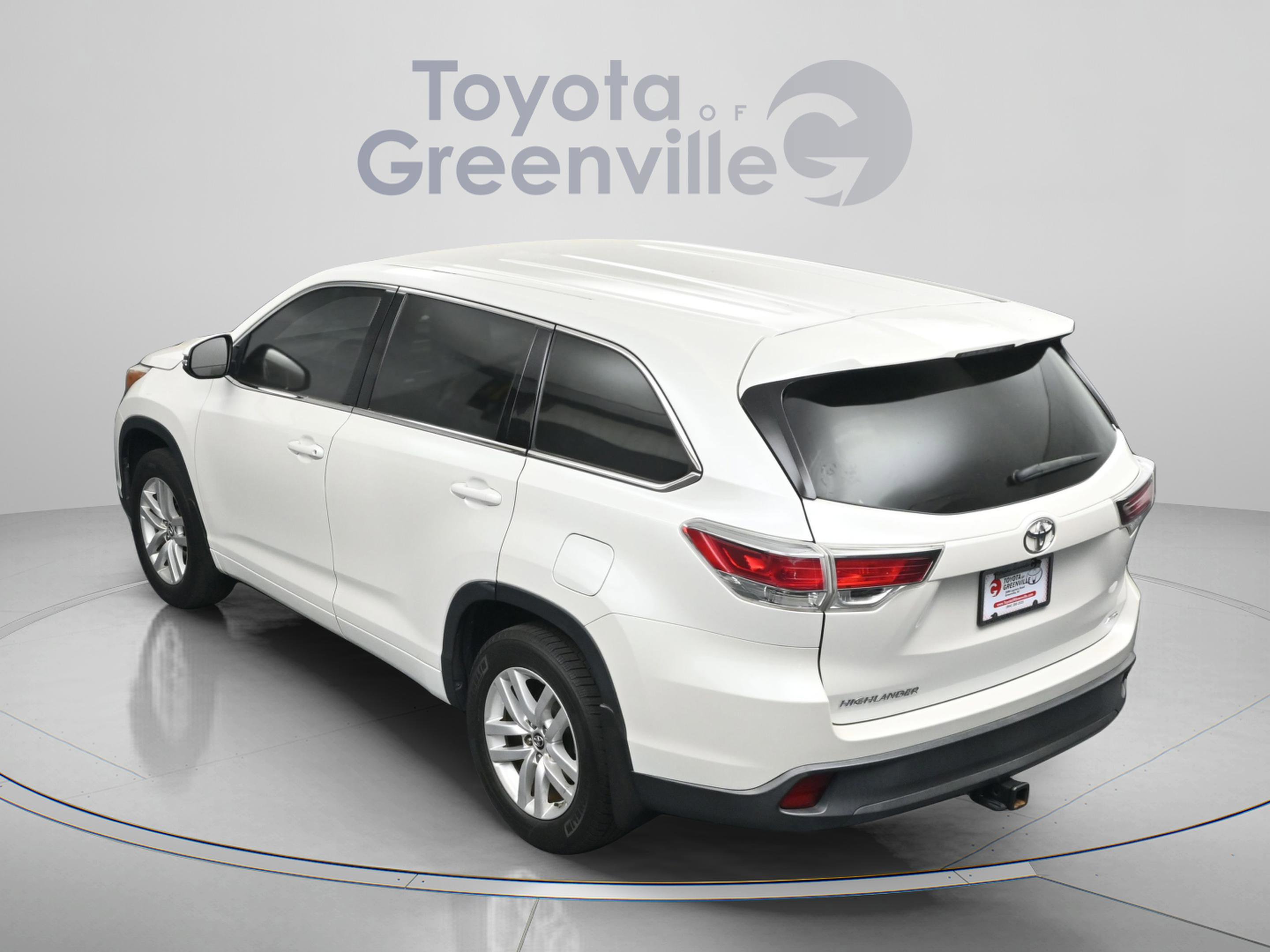Used 2016 Toyota Highlander LE image 10