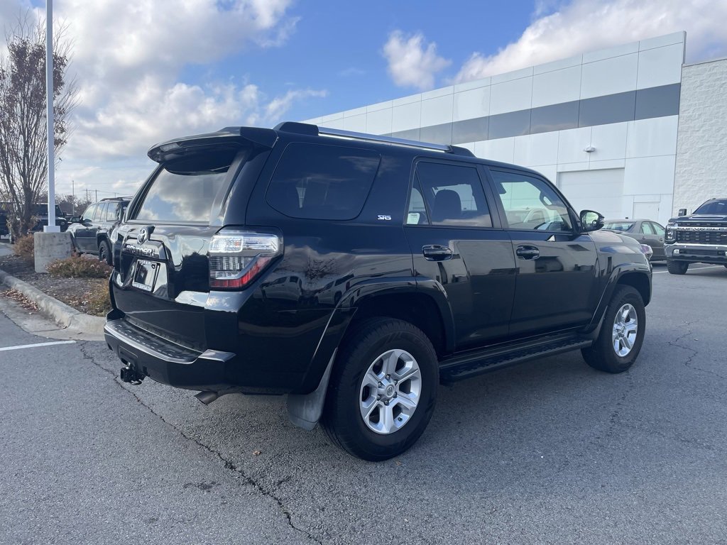Used 2021 Toyota 4Runner SR5 Premium image 8