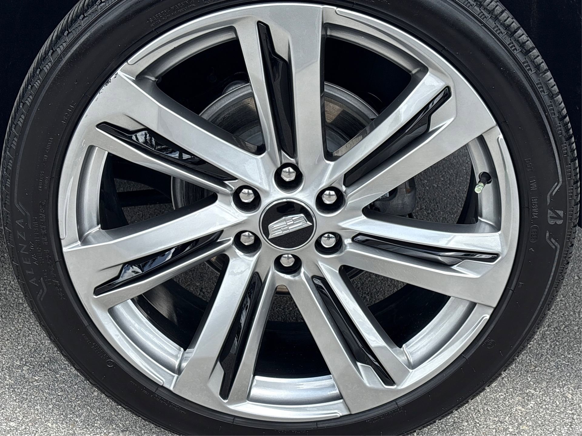 Certified 2025 Cadillac Escalade ESV Sport Platinum AWD/4WD image 14