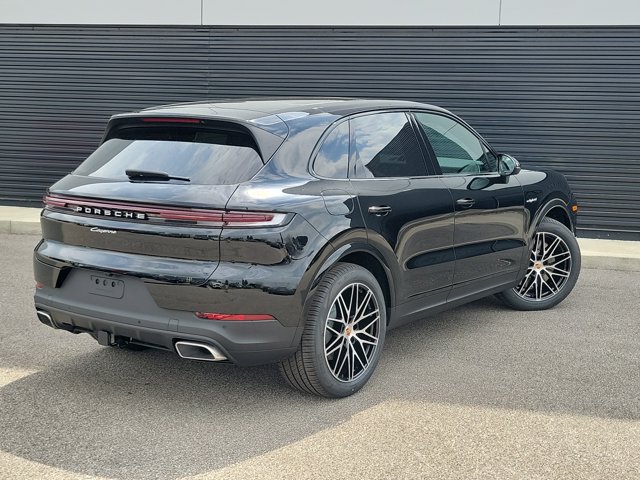New 2026 Porsche Cayenne E-Hybrid AWD/4WD image 7