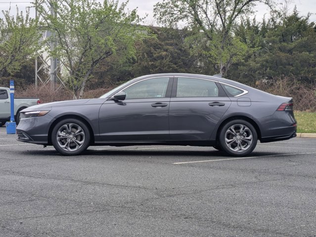 Used 2025 Honda Accord EX-L image 9