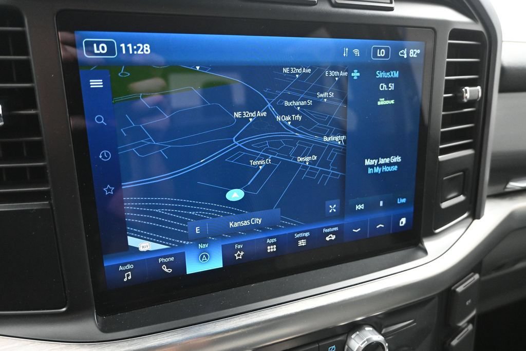 Used 2023 Ford F150 Lariat AWD/4WD image 17