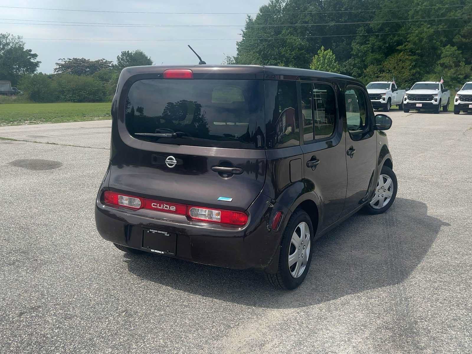 Used 2013 Nissan Cube 1.8 S w/ Interior Designer Pkg FWD image 6