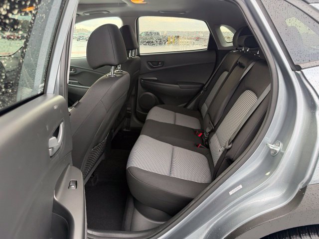 Used 2021 Hyundai Kona SEL Plus w/ Cargo Package AWD/4WD image 11