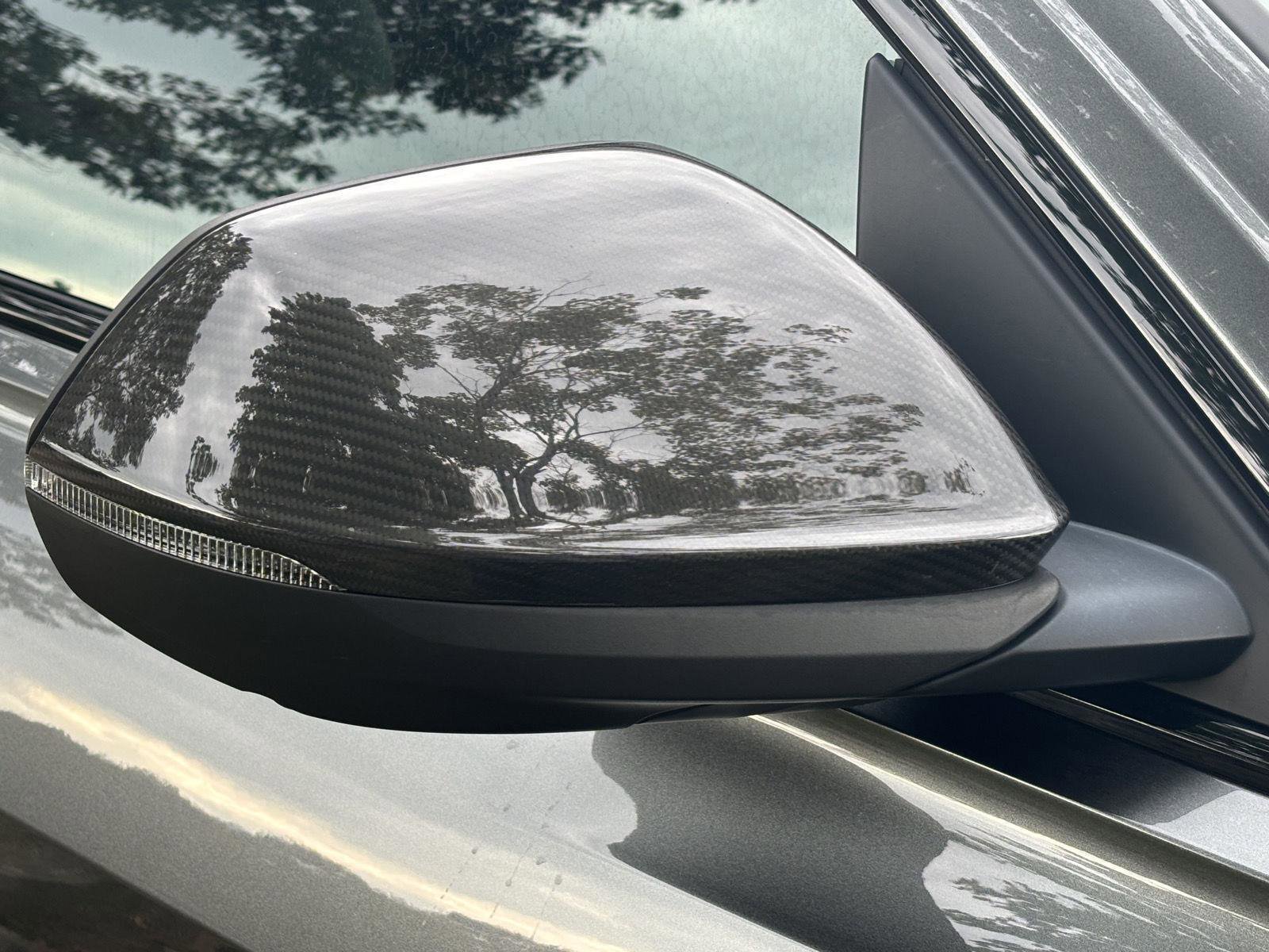 Used 2021 Audi RS Q8 w/ Carbon Optic Package image 39