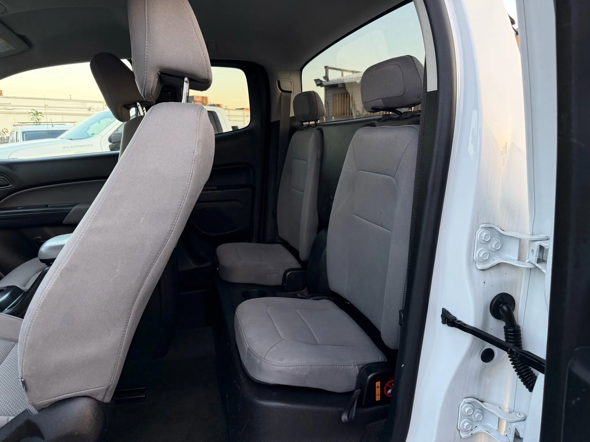 Used 2016 Chevrolet Colorado W/T image 32