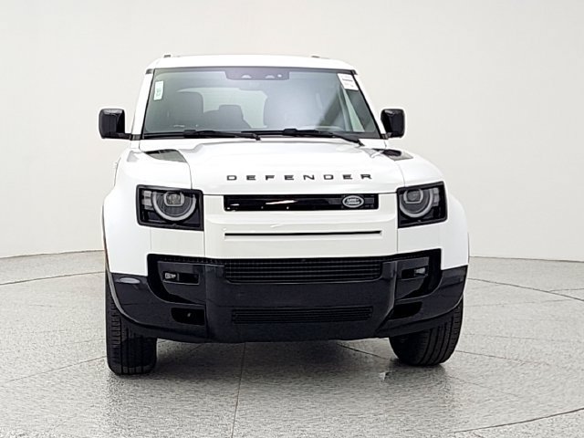 New 2026 Land Rover Defender 110 X-Dynamic SE AWD/4WD image 2