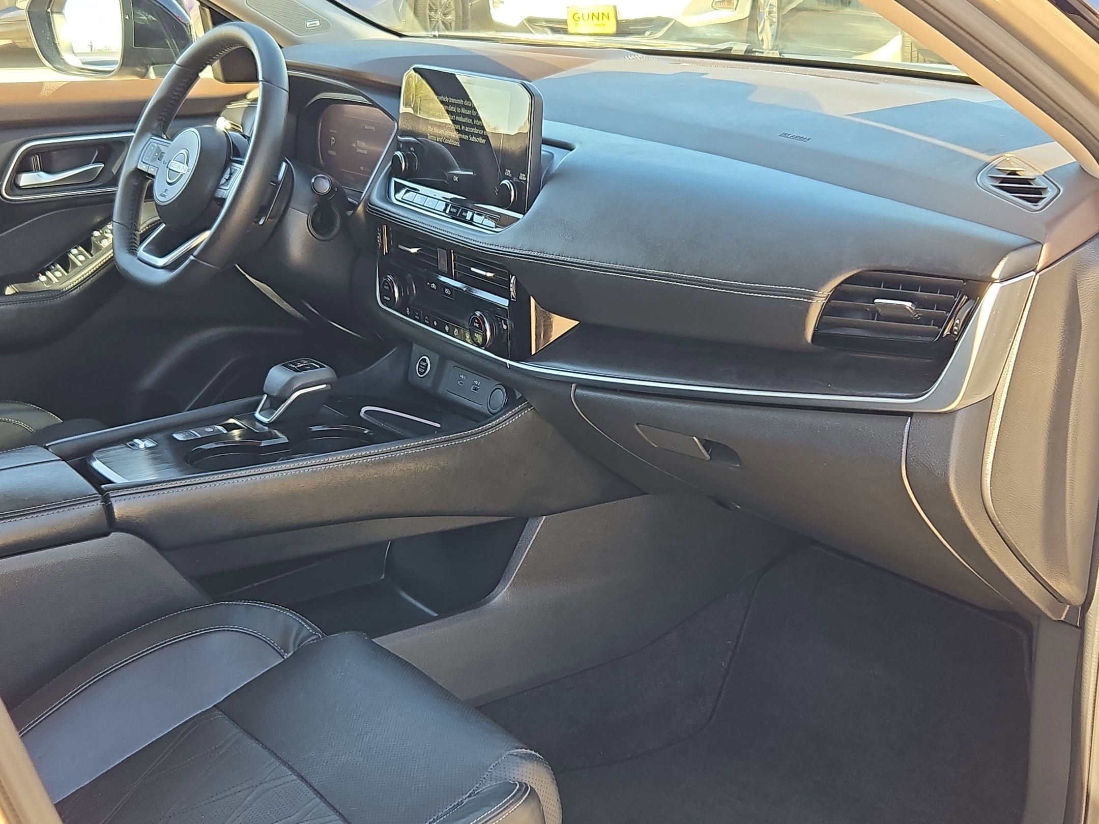 Used 2023 Nissan Rogue Platinum w/ Platinum Premium Package image 30