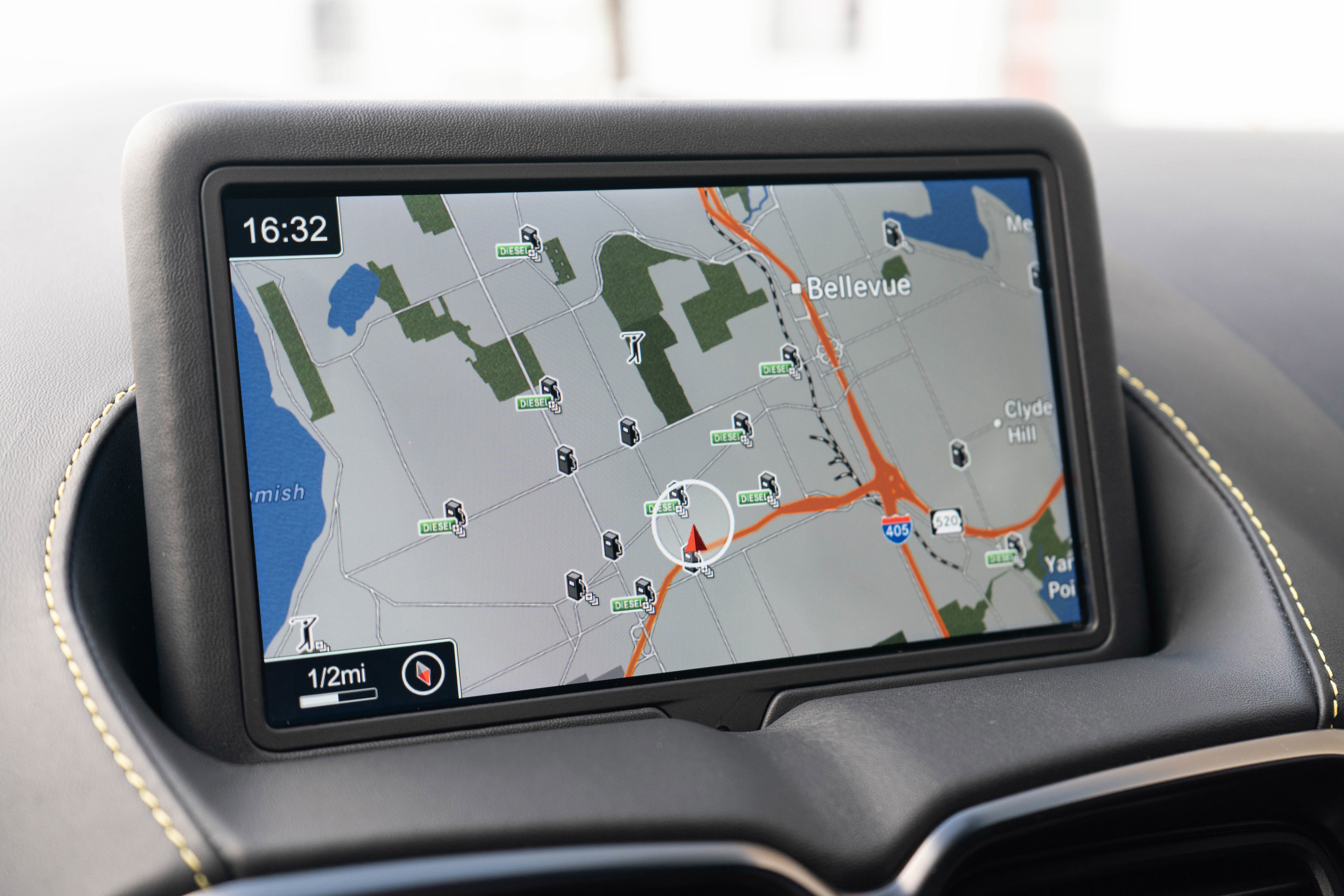 Used 2023 Aston Martin V8 Vantage Coupe image 19