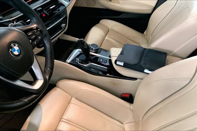 Used 2017 BMW 530i RWD image 8