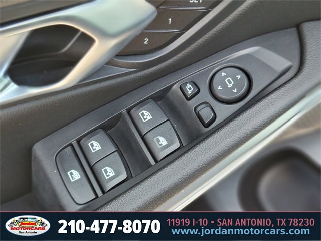 Used 2024 BMW 330i Sedan image 17