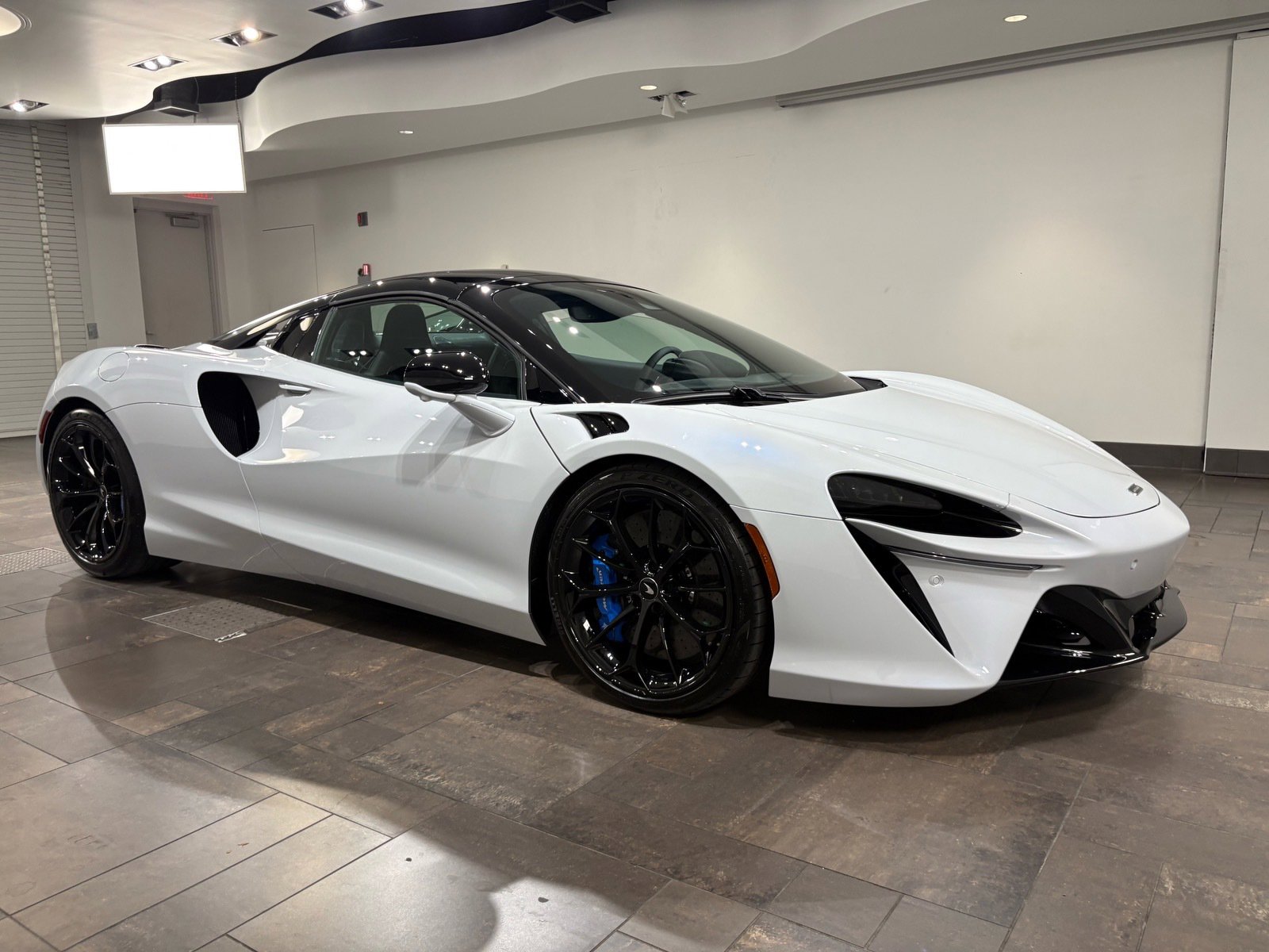 New 2026 McLaren Artura Spider image 25