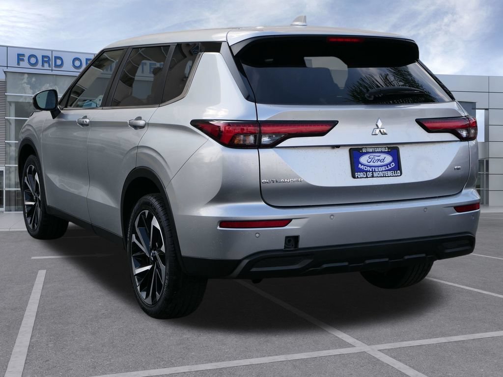 Used 2024 Mitsubishi Outlander SE AWD/4WD image 6