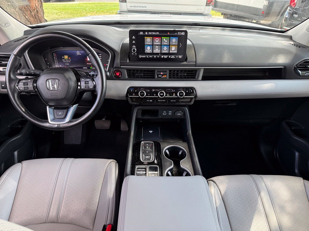 Used 2023 Honda Pilot Elite image 16